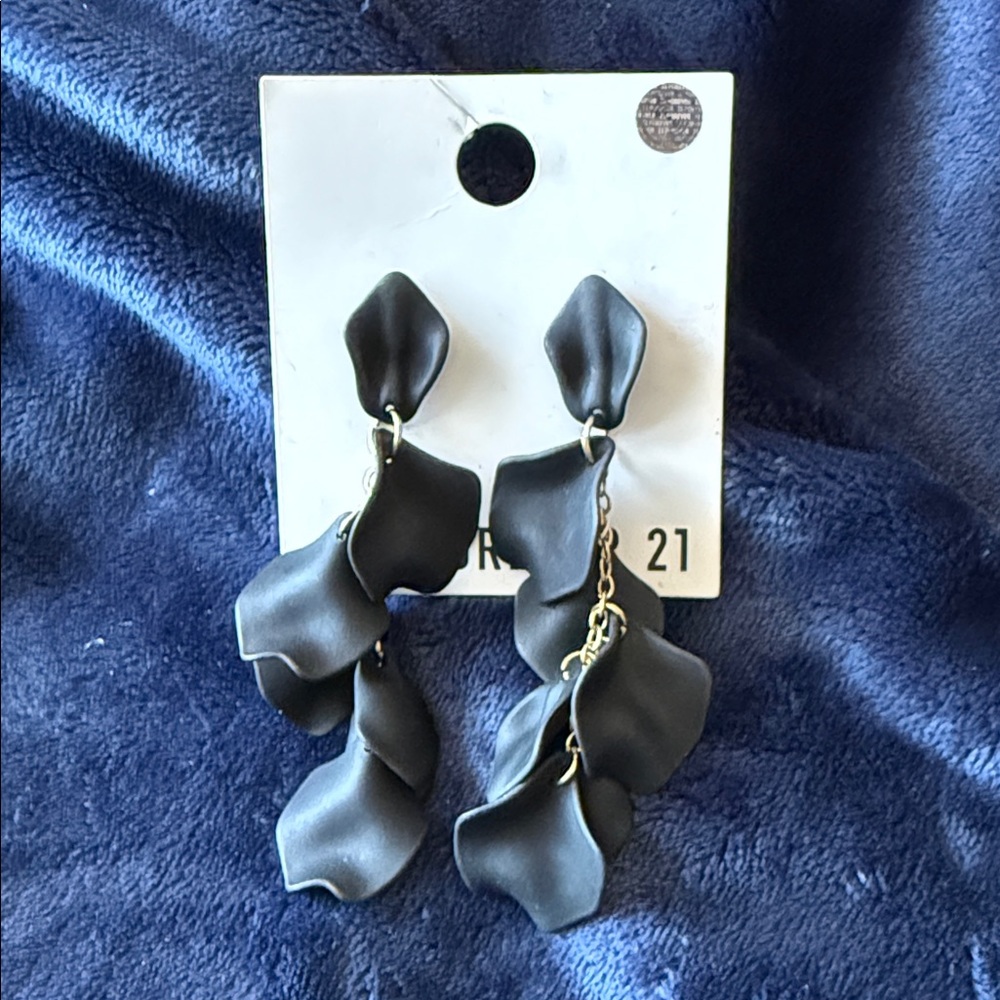 Forever 21 Black Petal Earrings